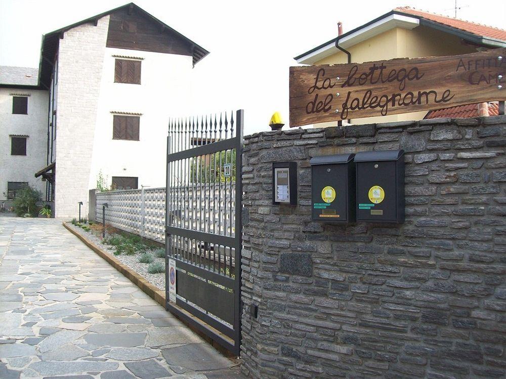 La Bottega Del Falegname Vanzaghello Exterior photo